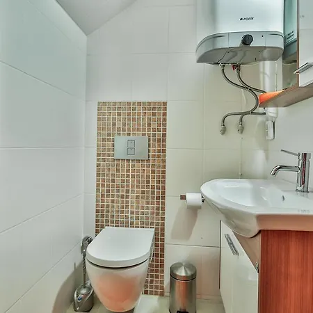 Kasinn Turuncu Apartament